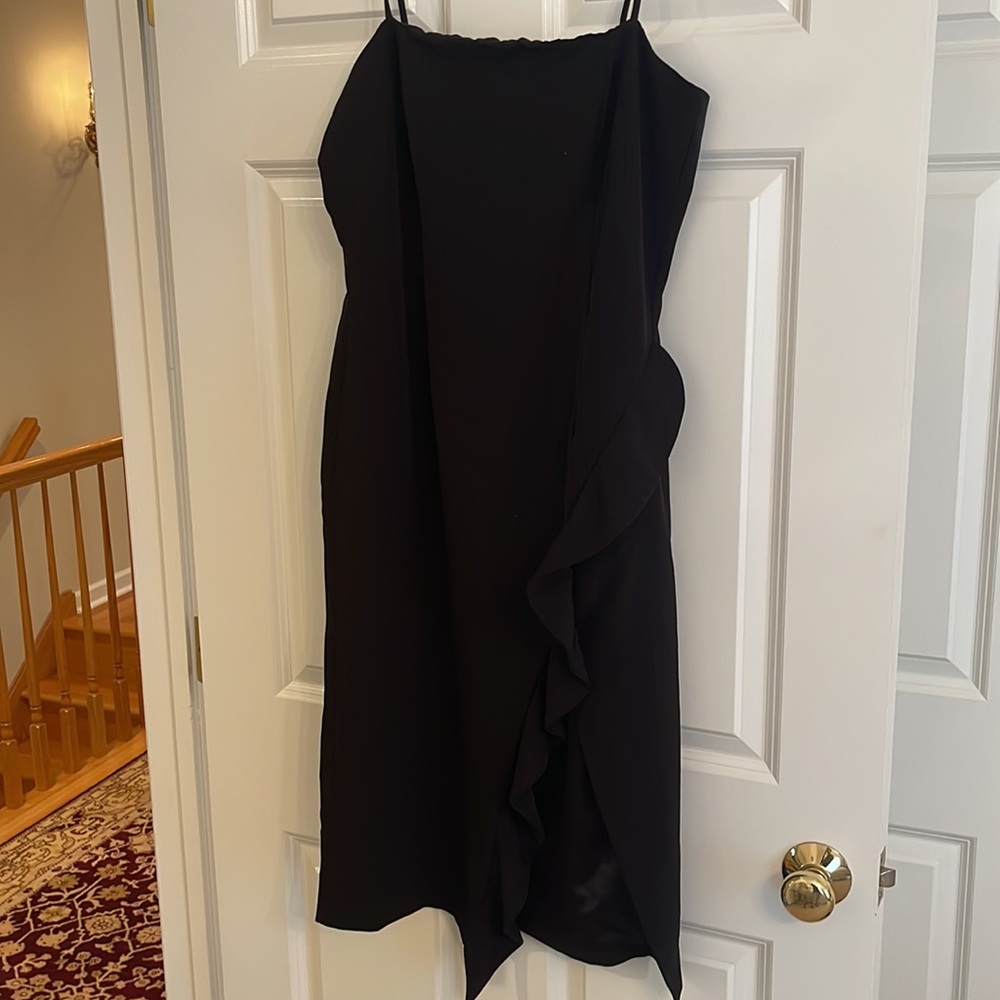 Black cocktail dress - Picture 4 of 5